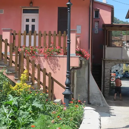 Borgo Verde 度假居 *